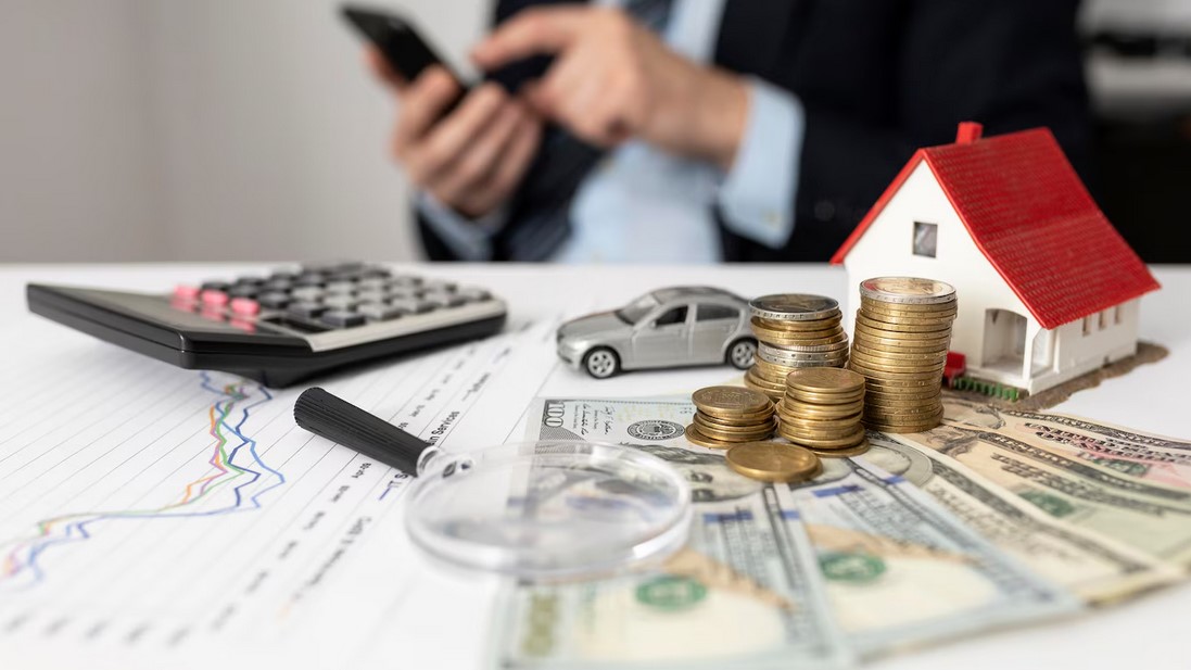 What Is Refinancing and How Can It Benefit Homeowners?